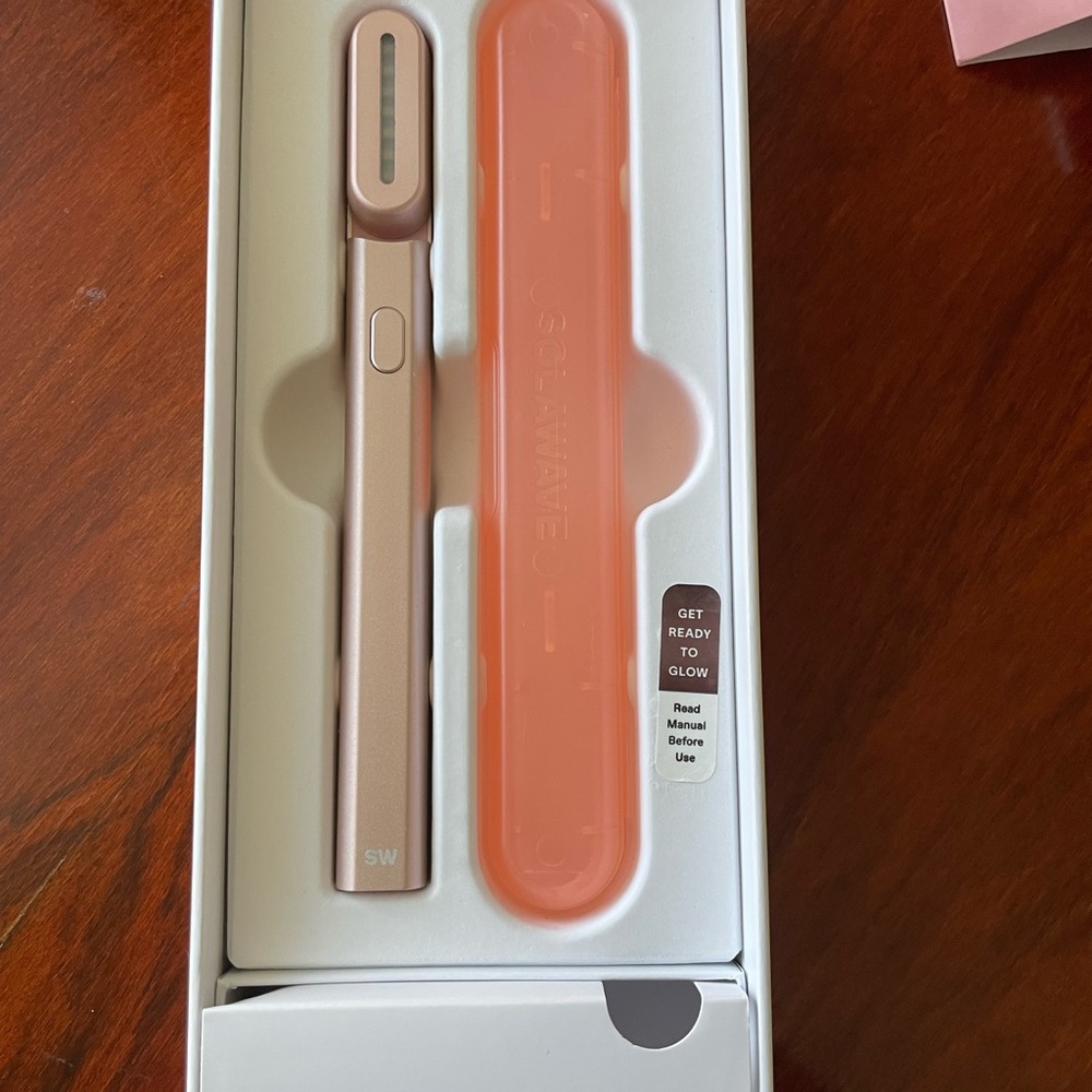 Solawave 4-in-1 Skincare wand